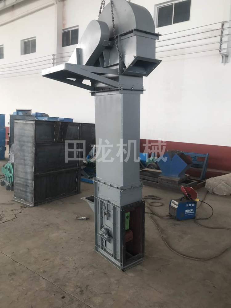 小型提升機