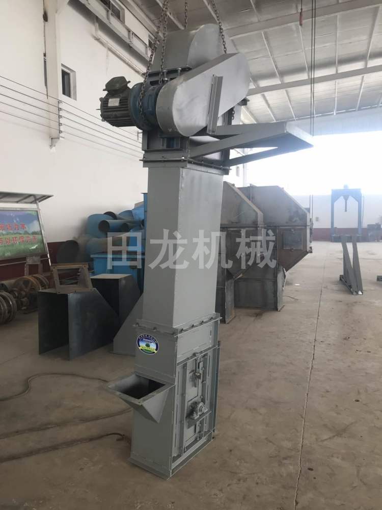 小型提升機